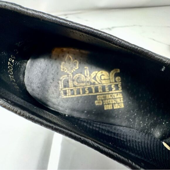 Rieker Flats- Size 8.5 - Picture 9 of 14